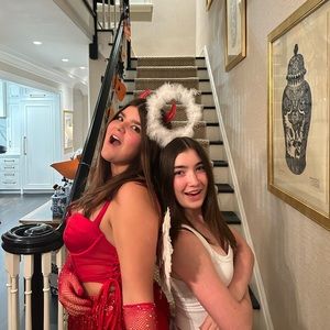 Meet your Posher, Ali